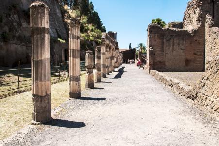 Sorrento-Pompeii and Wine Tasting-11