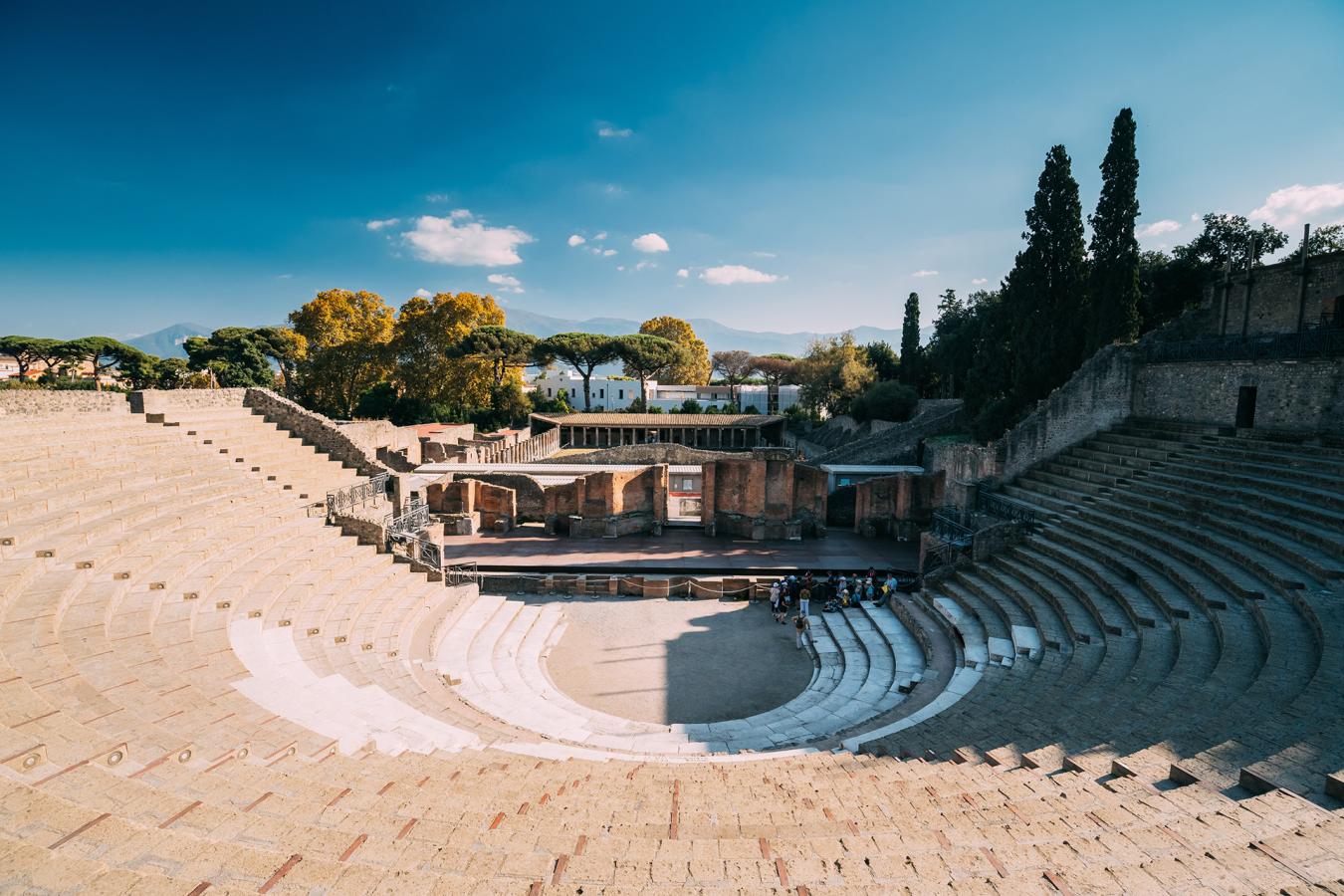 Pompeii-Herculaneum and Wine Tasting (price starting from 420€)-3